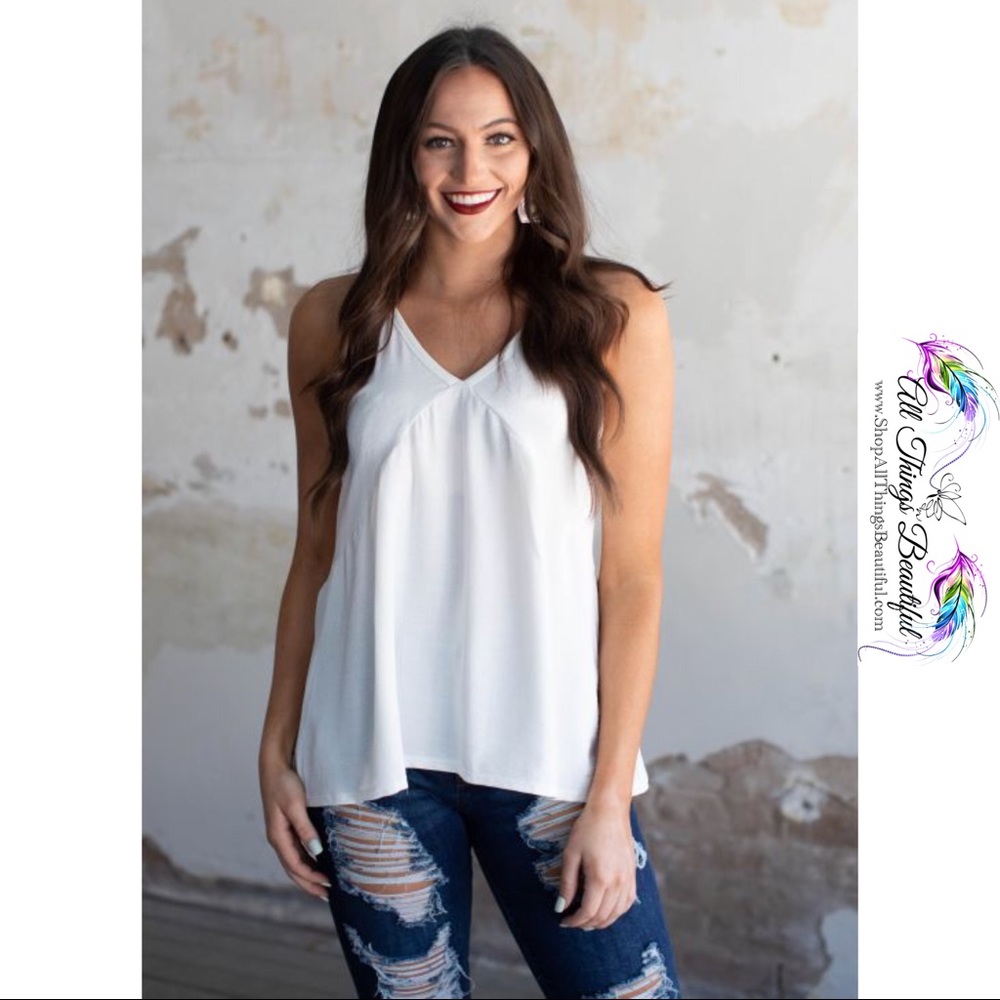 •L&B Georgia Peach Top In Ivory•